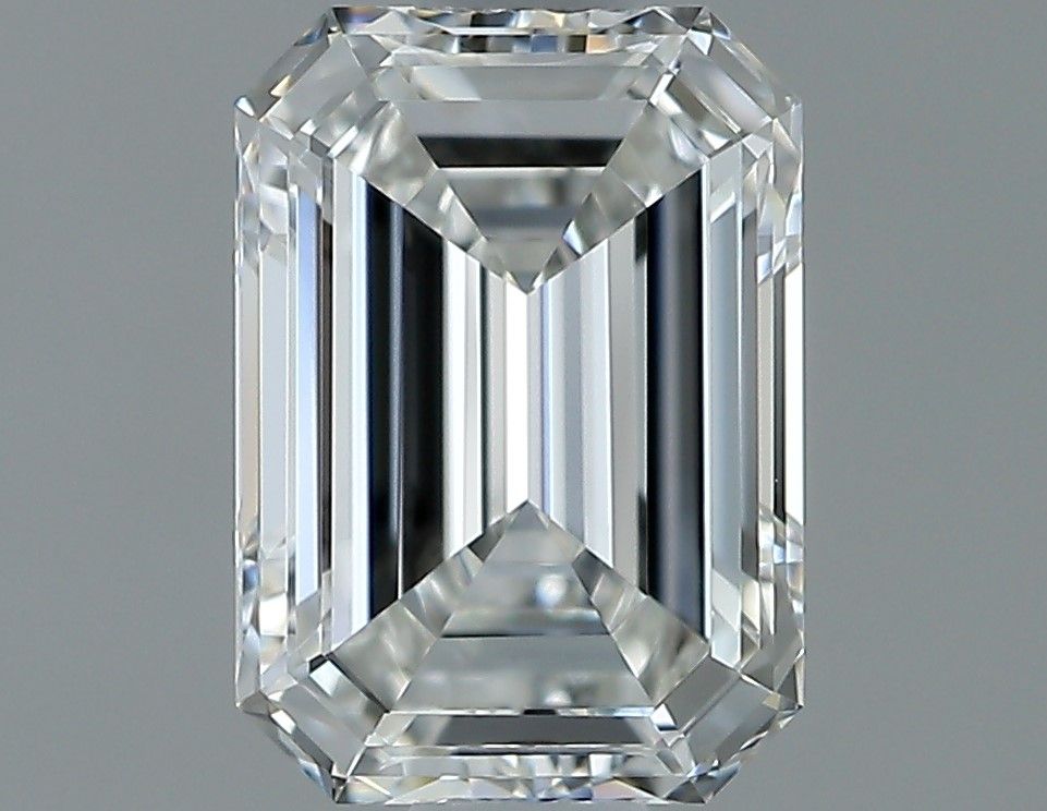 0.80 ct Emerald diamond
