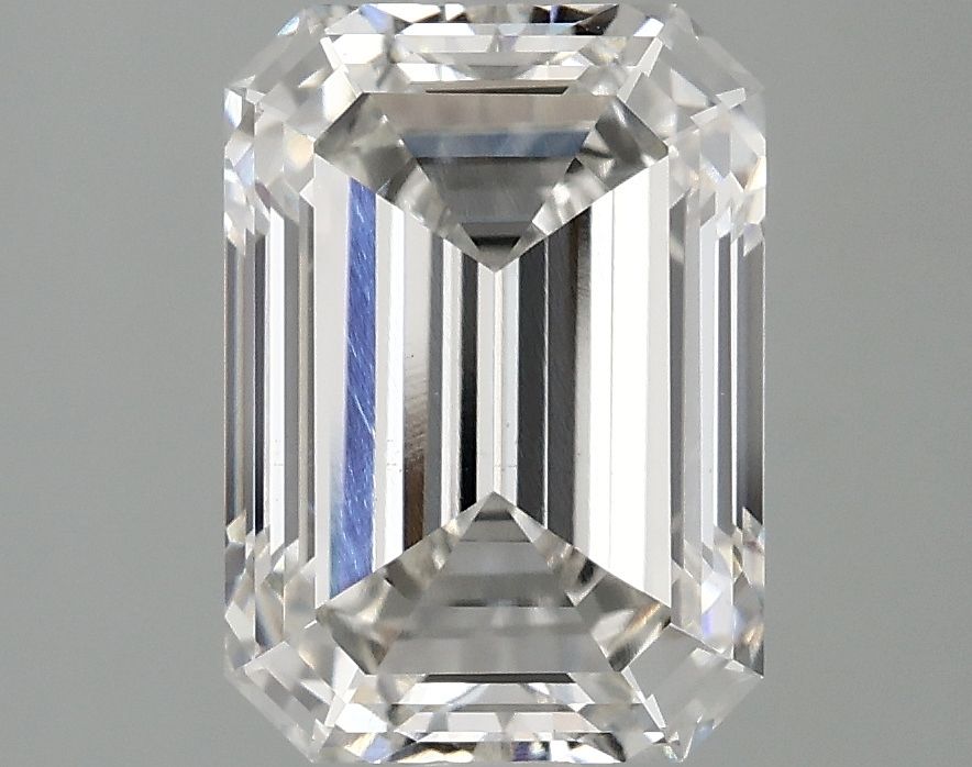 3.09 ct Emerald diamond
