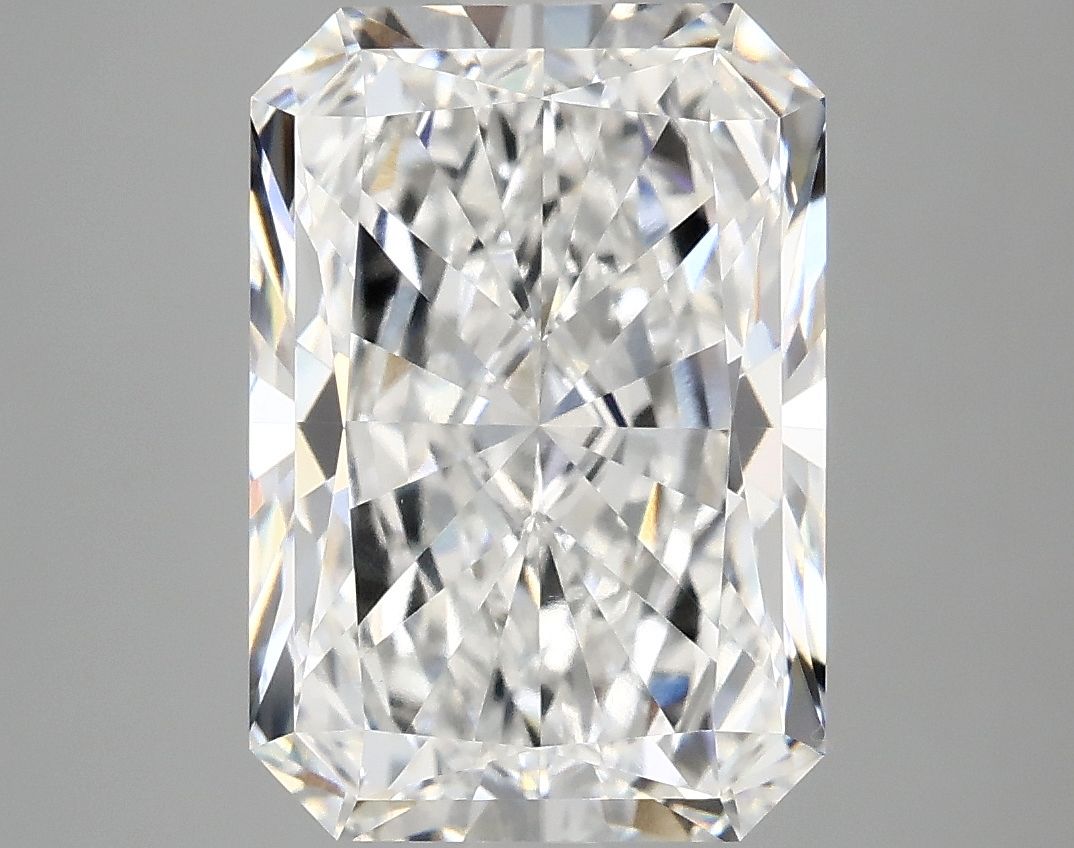 5.07 ct. radiant Lab Grown Diamond front image