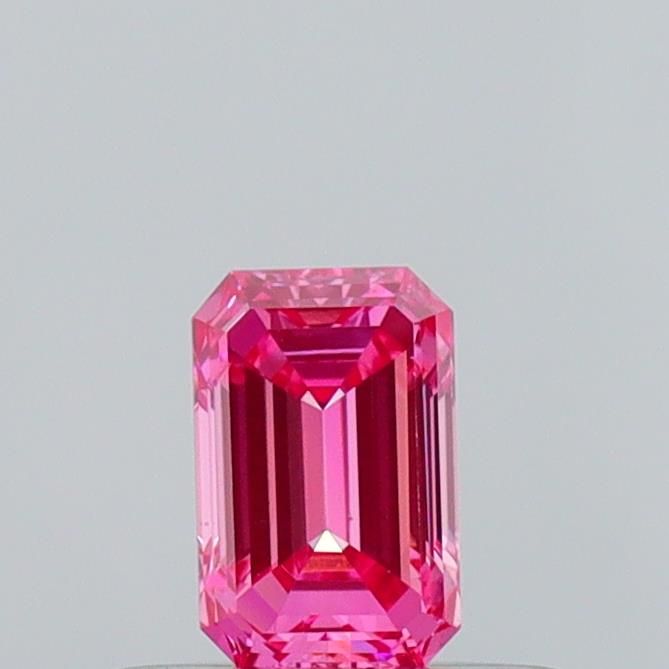 0.29 ct lab-grown Emerald Diamond