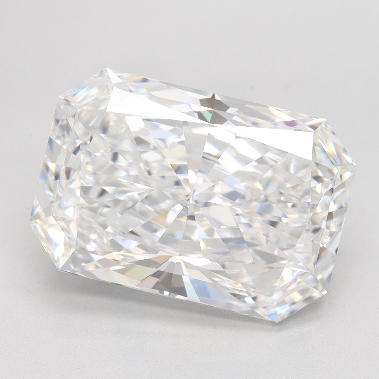 4.69 ct. radiant Lab Grown Diamond front image