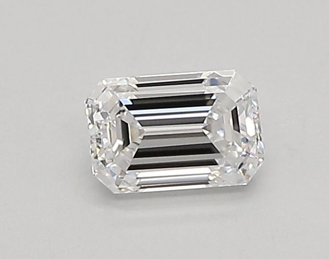 0.33 ct lab-grown Emerald Diamond