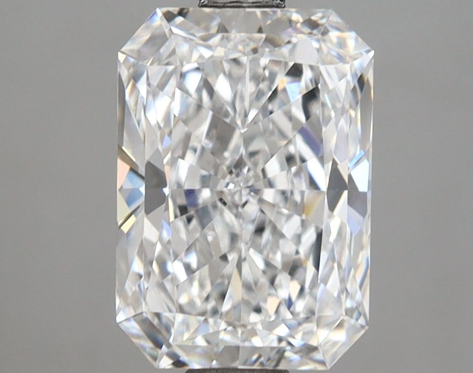 2.53 ct. radiant Lab Grown Diamond front image