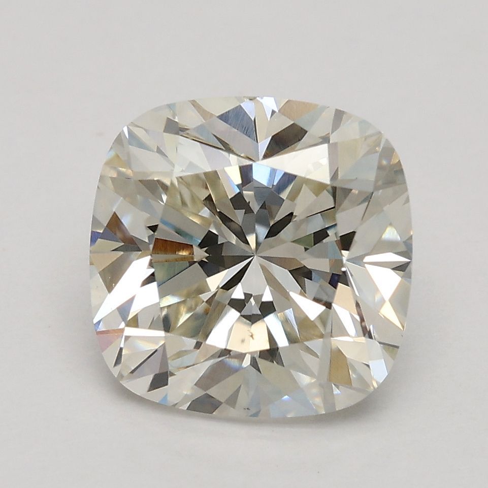 2.06 ct Cushion Brilliant diamond