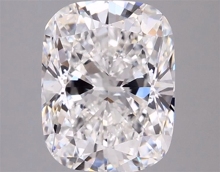 2.86 ct Cushion Modified diamond