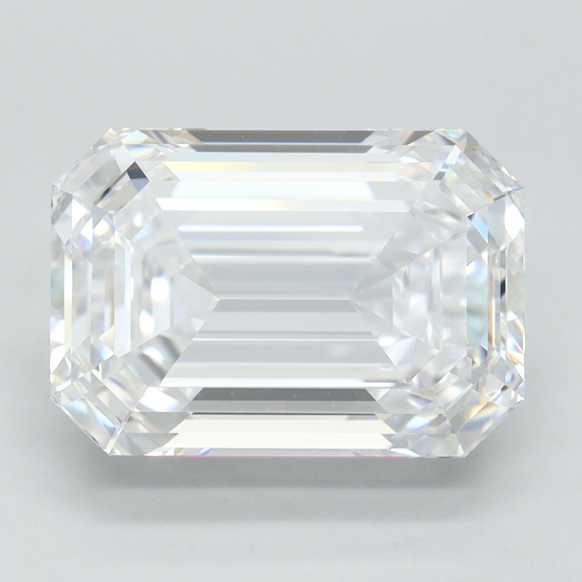 4.60 ct. emerald Lab Grown Diamond front image
