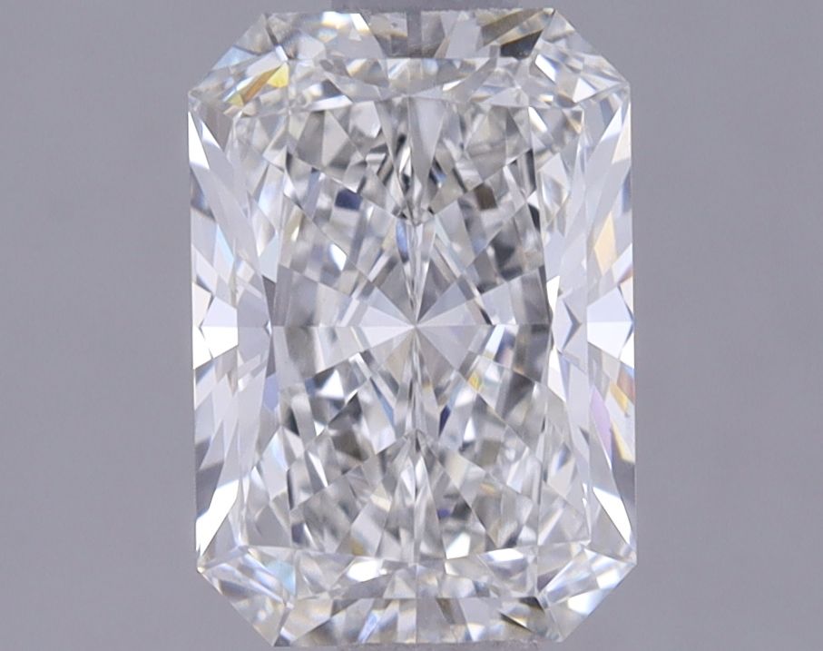 1.09 ct lab-grown Radiant Diamond
