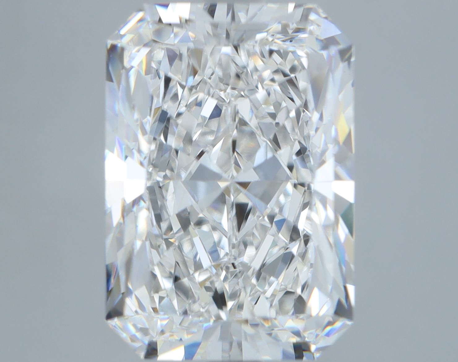 4.04 ct. radiant Lab Grown Diamond front image