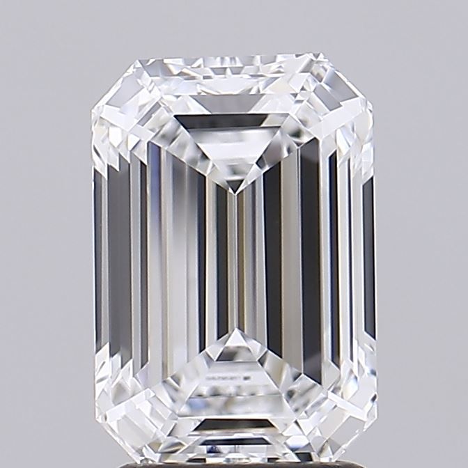 2.57 ct. emerald Lab Grown Diamond front image