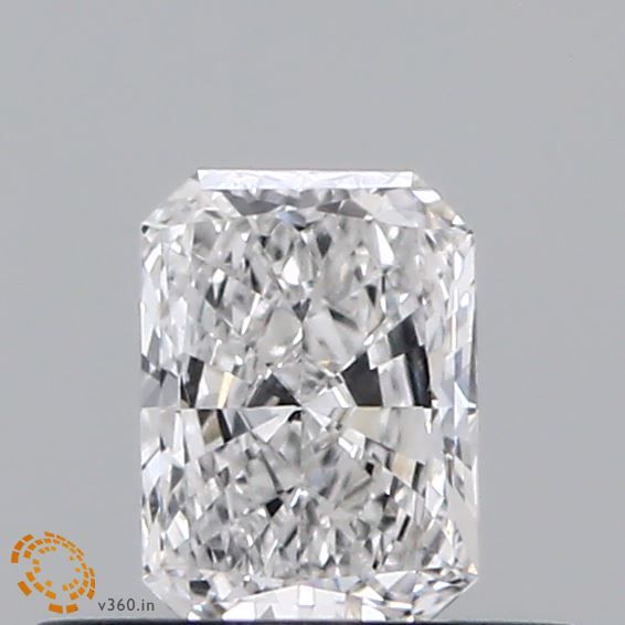 0.34 ct lab-grown Radiant Diamond