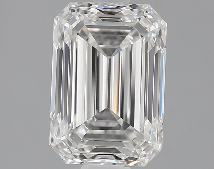 2.20 ct Emerald diamond