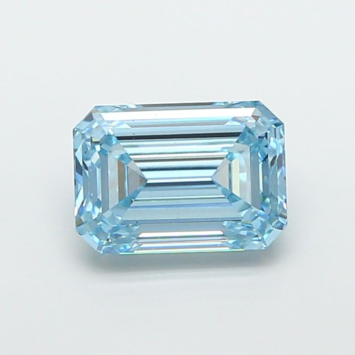 3.03 ct Emerald diamond