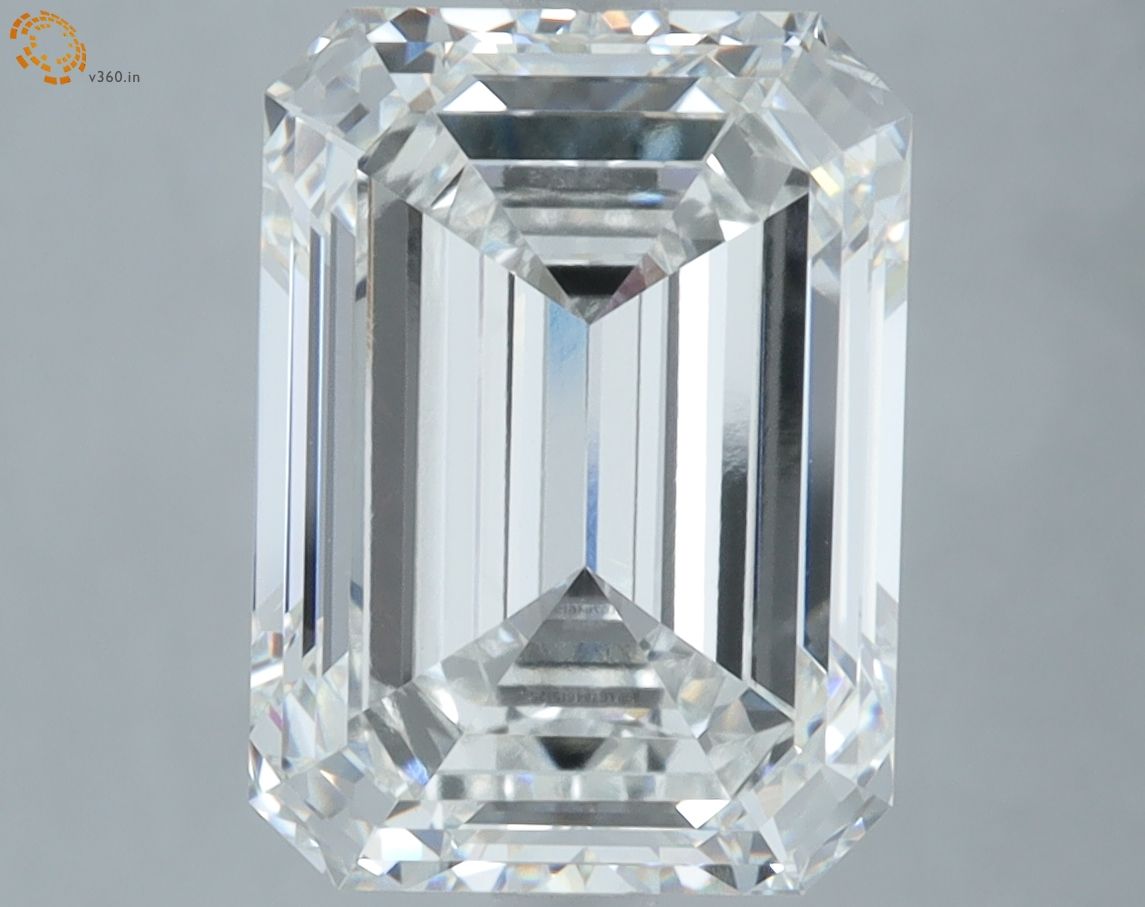 5.99 ct. emerald Lab Grown Diamond front image
