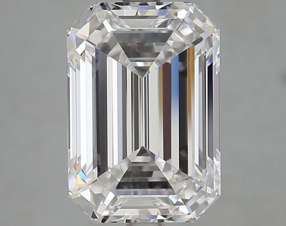 5.06 ct. emerald Lab Grown Diamond front image
