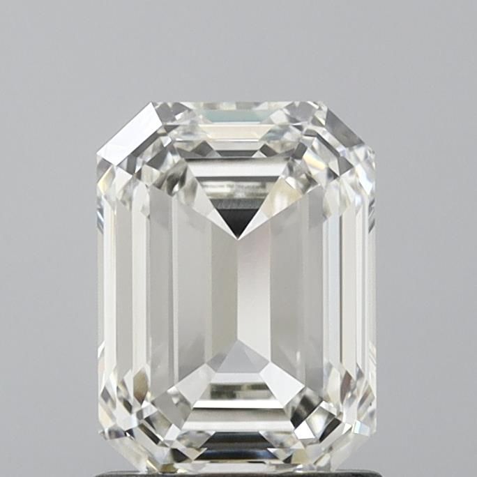 1.55 ct Emerald diamond