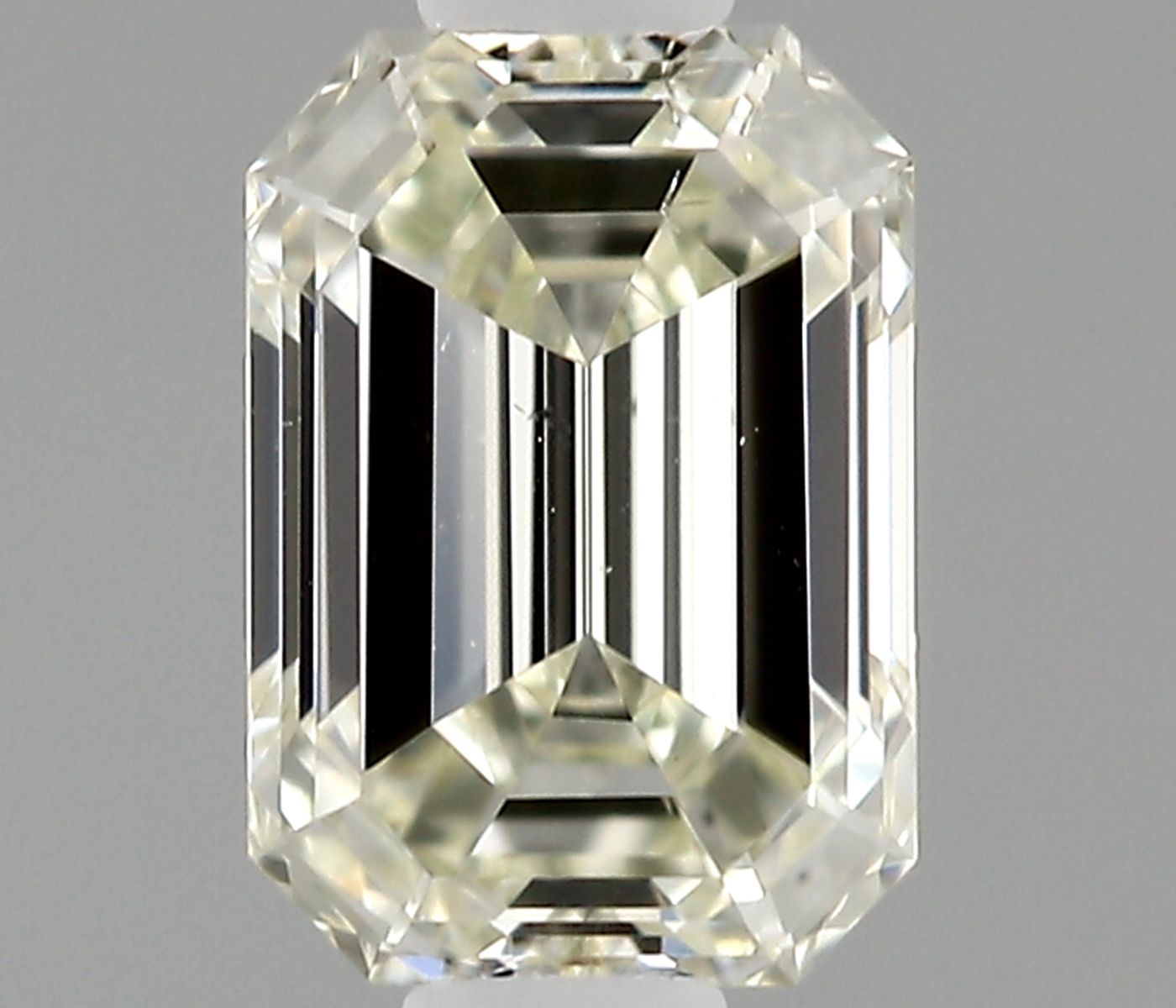 0.3 ct Emerald Diamond