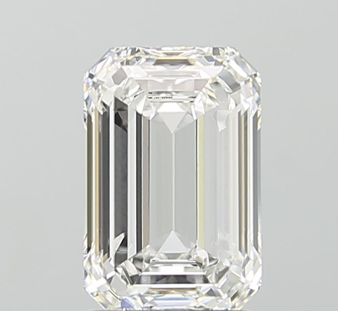 2.35 ct Emerald diamond