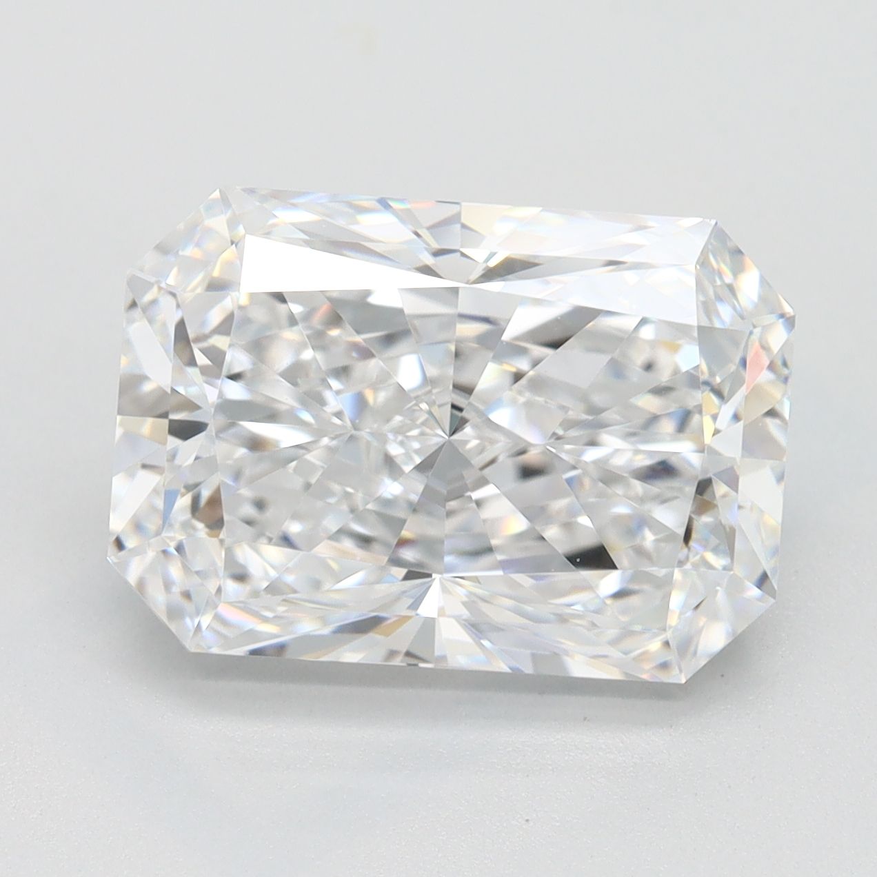 4.48 ct. radiant Lab Grown Diamond front image