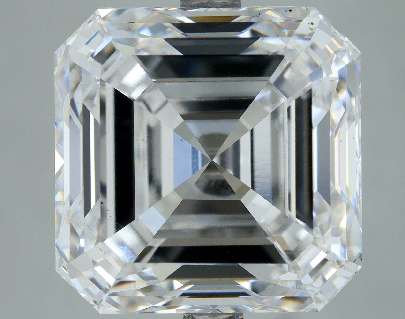 8 ct lab-grown Square emerald Diamond