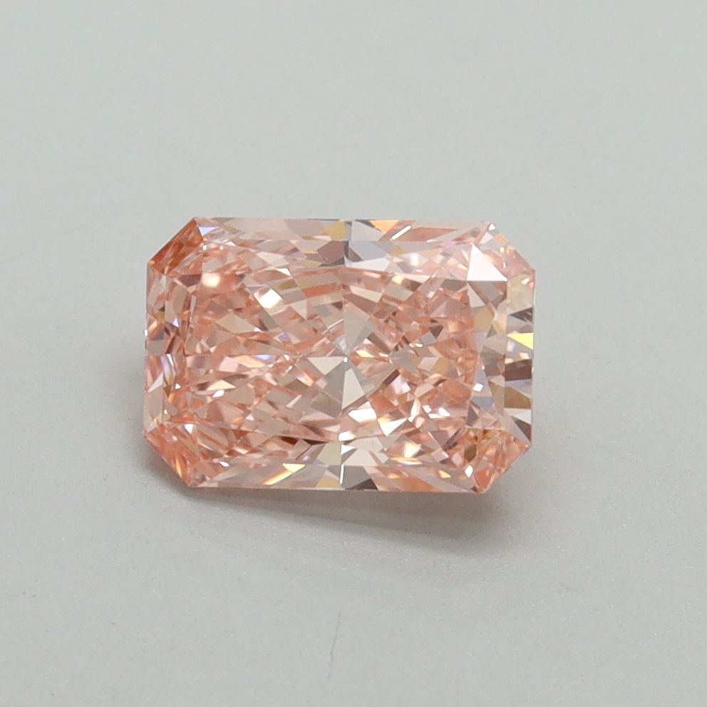 1.08 ct Radiant diamond