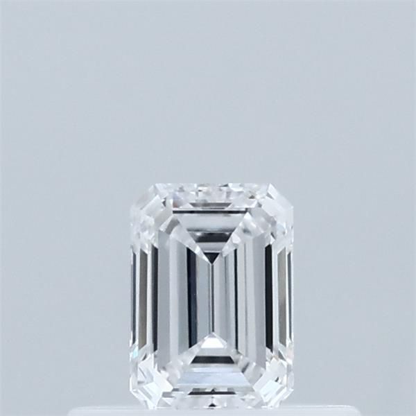 0.32 ct lab-grown Emerald Diamond