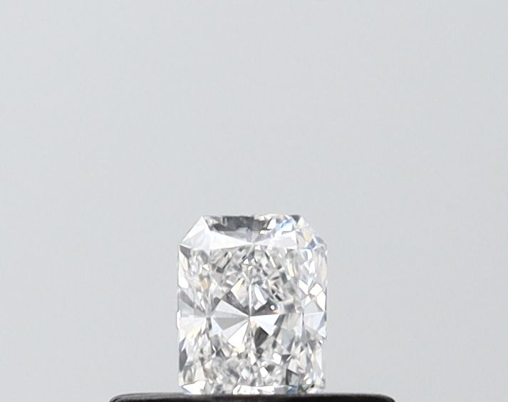 0.23 ct lab-grown Radiant Diamond