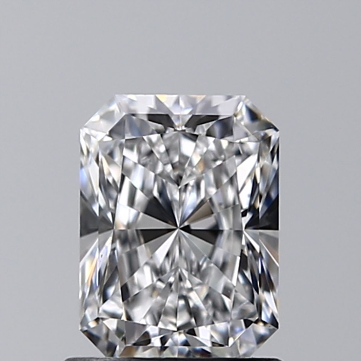 1.01 ct. radiant Lab Grown Diamond front image