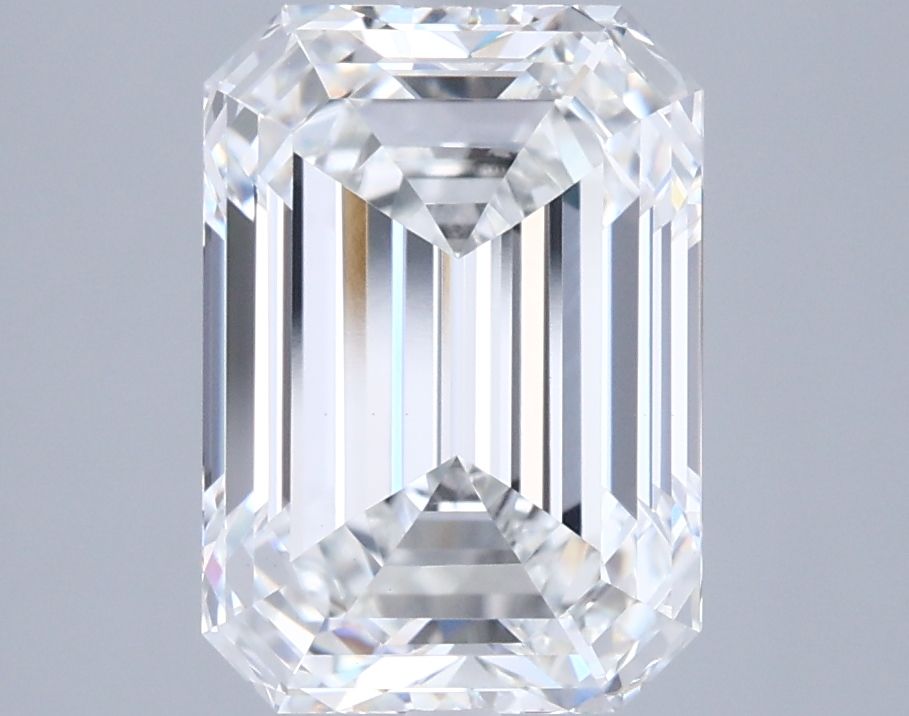 3.09 ct Emerald diamond