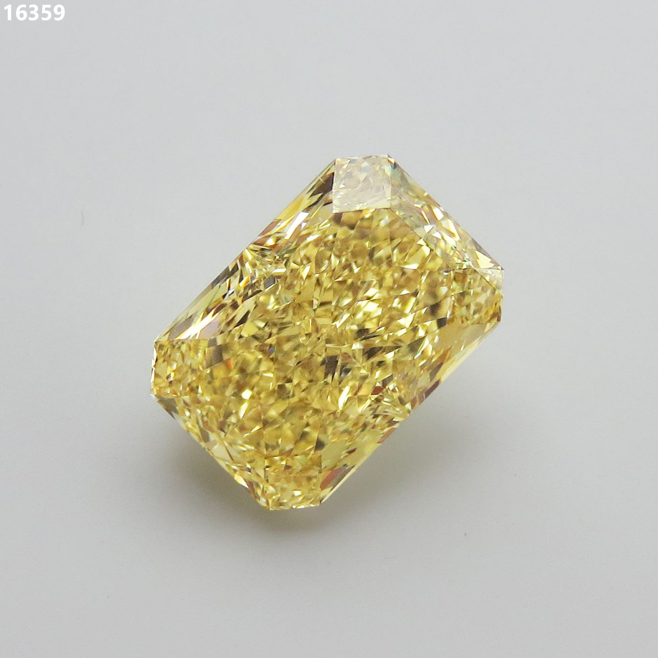 Diament 5.97 ct Fancy Yellow/VS1