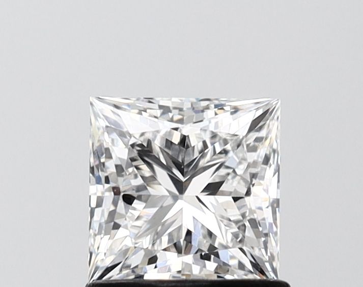 1.06 ct lab-grown Princess Diamond