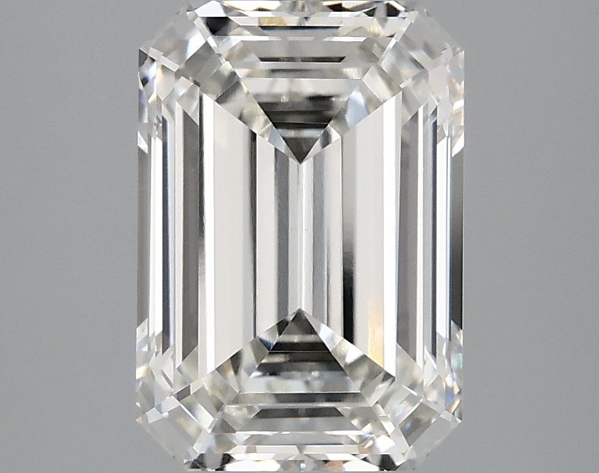 2.95 ct Emerald diamond
