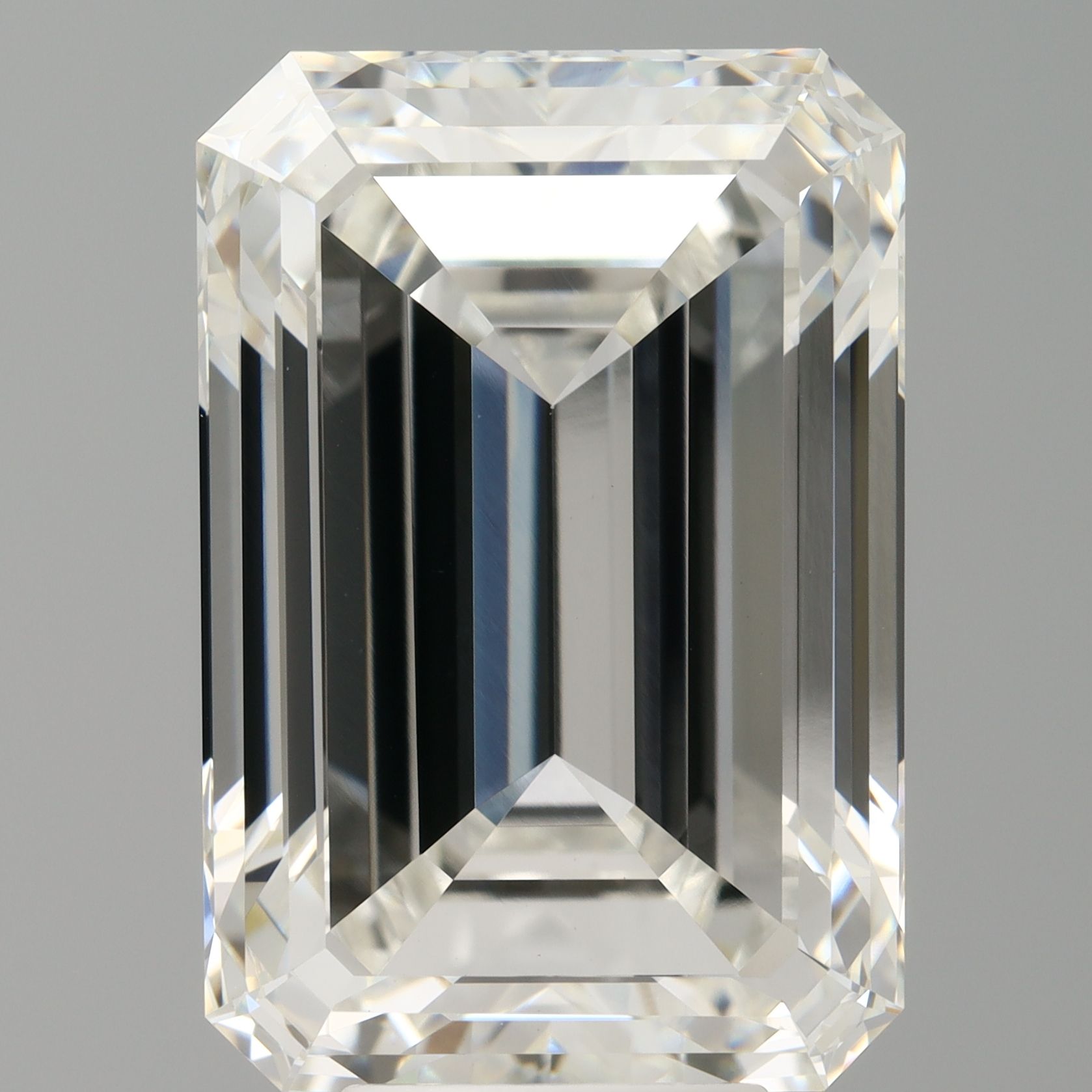 9.00 ct. emerald Lab Grown Diamond front image