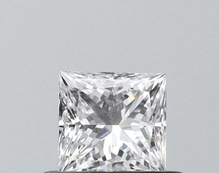 0.48 ct lab-grown Princess Diamond