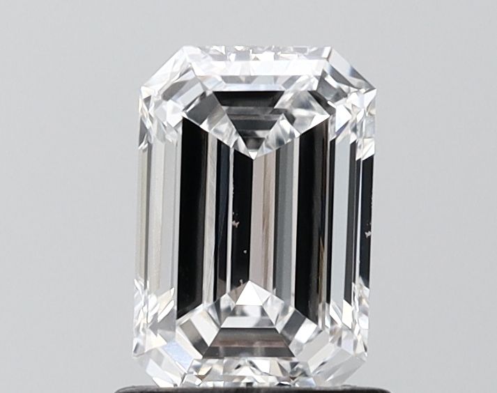 1.10 ct. emerald Lab Grown Diamond front image