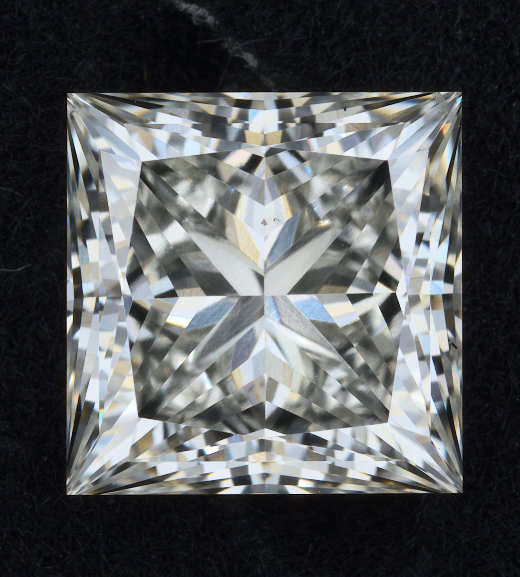 2.01 ct. princess Lab Grown Diamond front image
