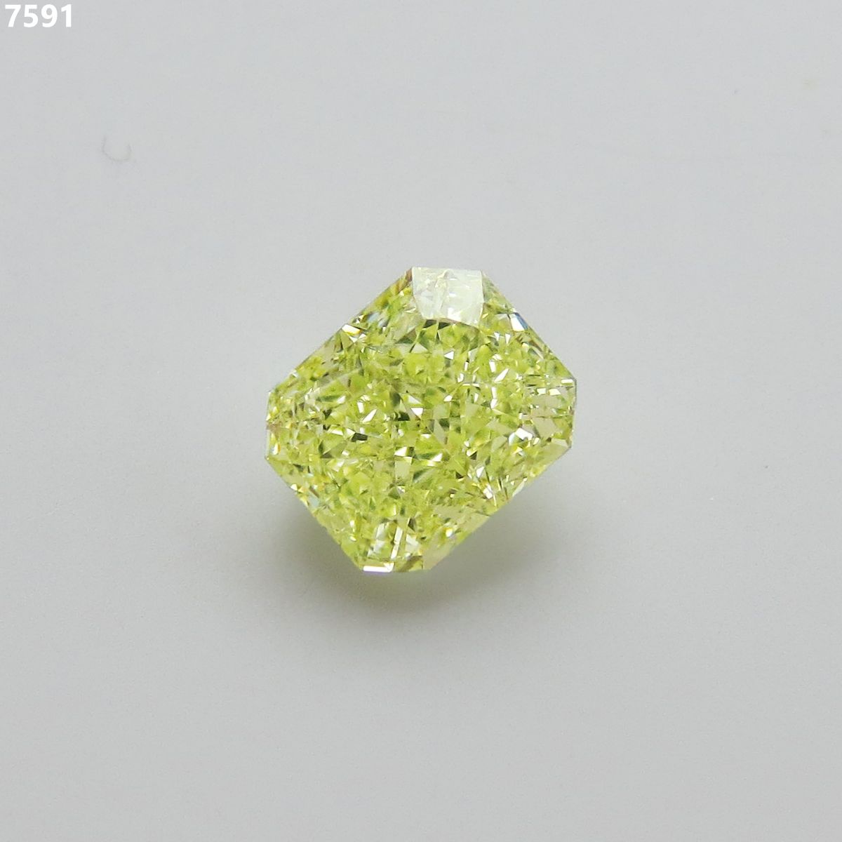 Diament 1.01 ct Fancy Yellow/SI1