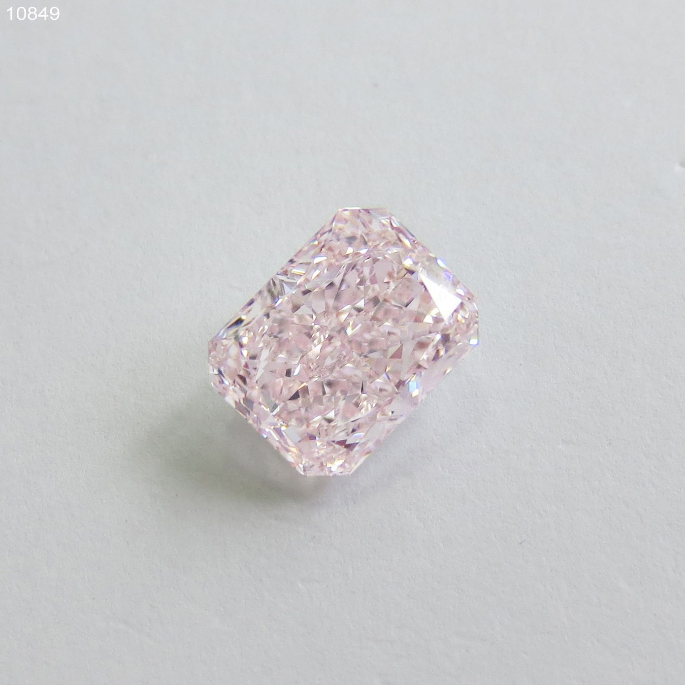 Diament 2.0 ct Fancy Light Pink/VS2