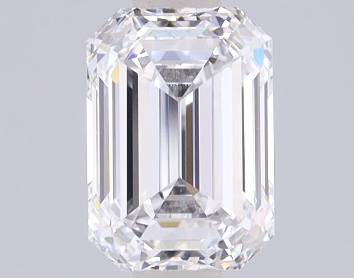 1.05 ct. emerald Lab Grown Diamond front image
