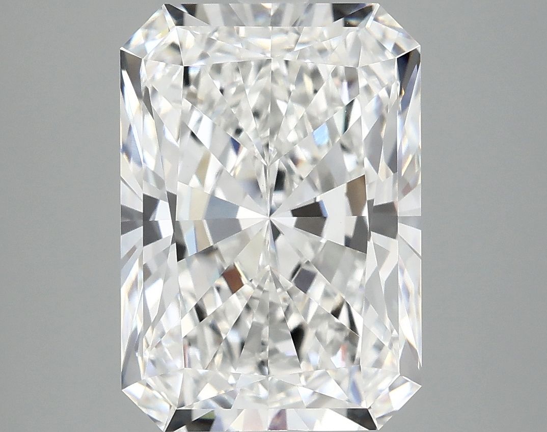 4.98 ct. radiant Lab Grown Diamond front image