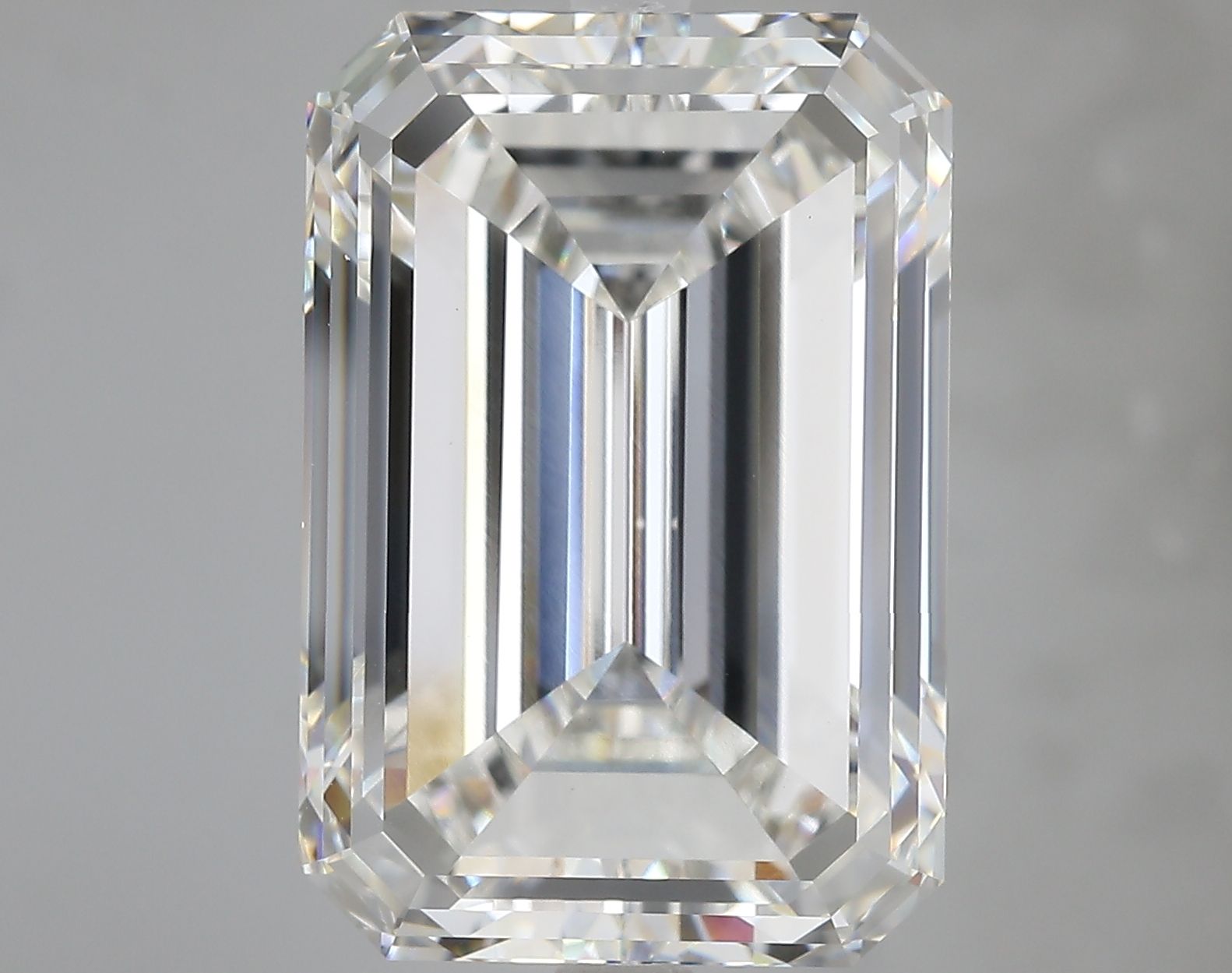 15.05 ct. emerald Lab Grown Diamond front image