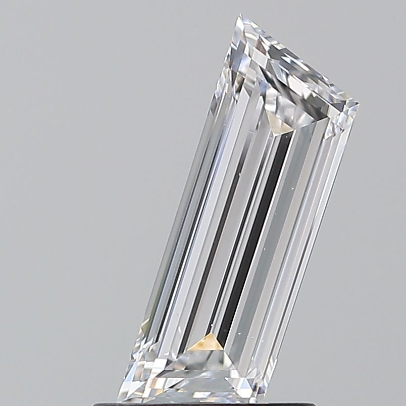 0.9 ct Trapezoid Diamond