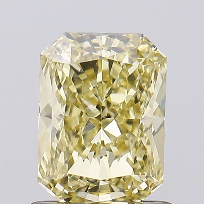 1.04 ct Radiant diamond
