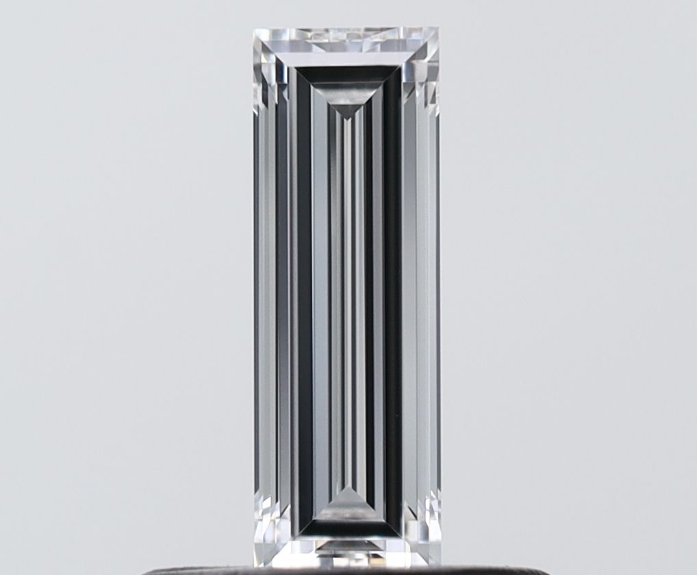 0.4 ct Baguette Diamond