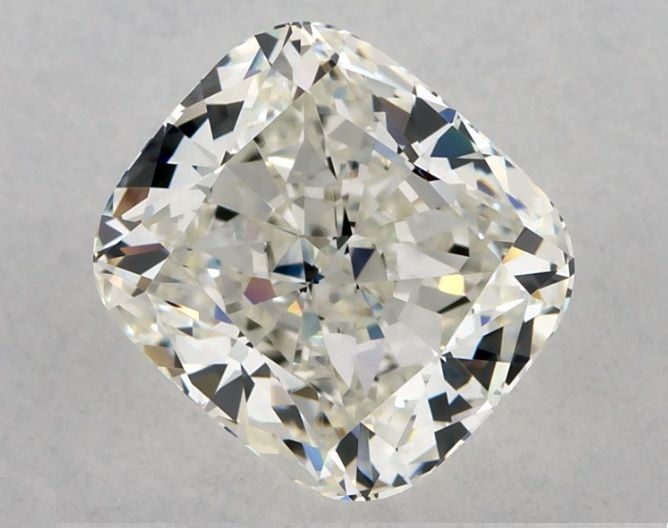 2.26 ct Cushion Brilliant diamond