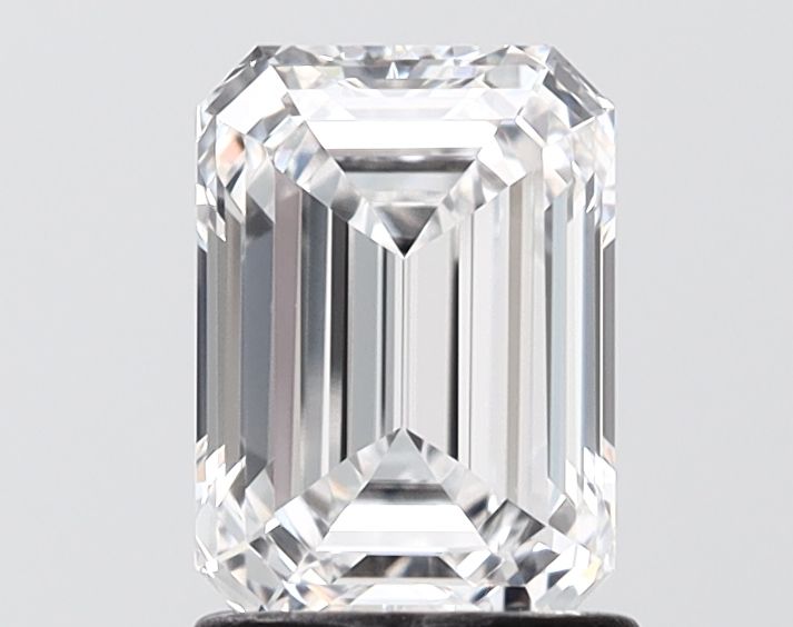 1.51 ct. emerald Lab Grown Diamond front image