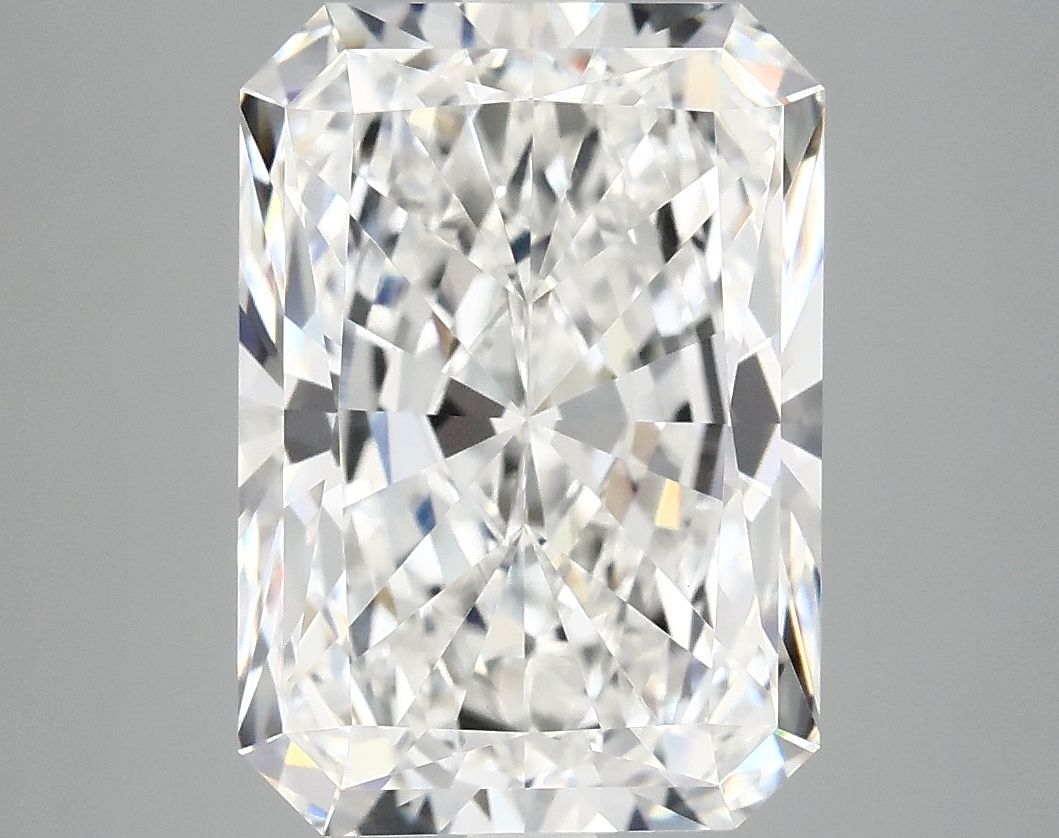 5.05 ct. radiant Lab Grown Diamond front image