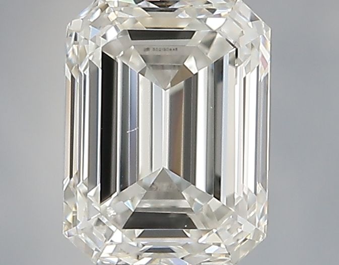 0.70 ct Emerald diamond