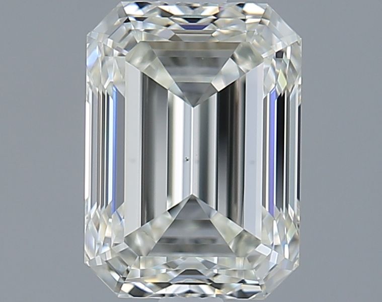2.01 ct Emerald diamond