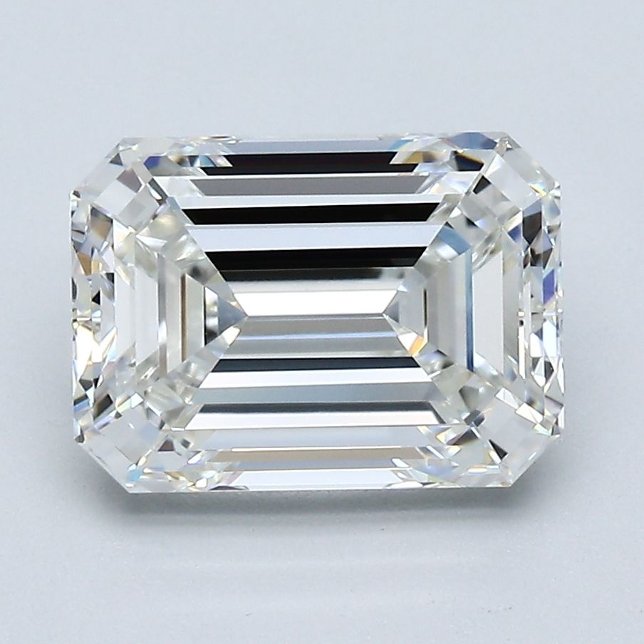 3.01 ct Emerald diamond