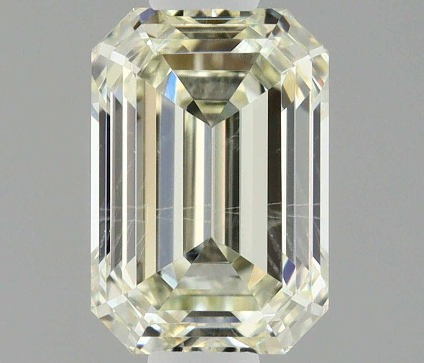 0.59 ct Emerald Diamond